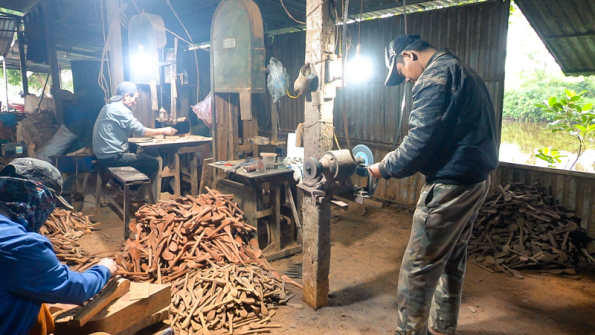 Muôi Muỗng Gỗ Hồng Lĩnh - WoodHappyVN 02